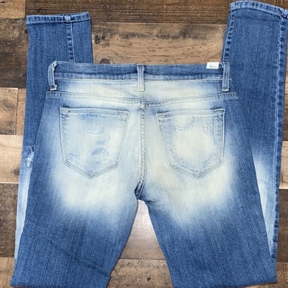 Kancan‎ distressed jeans size 25 skinny faded gently worn baddie denim - Picture 3 of 6